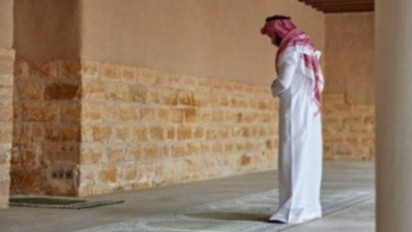 Shalat Rawatib Sebelum Zuhur Sebenarnya 4 atau 2 Rakaat? Ini Hadisnya