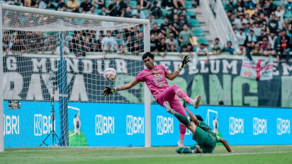 Andhika Ramdhani Bertekad Jadi Kiper Nomor 1 Persebaya, Geser Posisi Penjaga Gawang Timnas Indonesia Ernando Ari