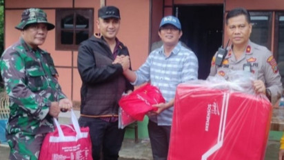 Anggota DPD RI Salurkan Bantuan pada Masyarakat Terdampak Banjir