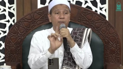 Jangan Langsung Berdiri Usai Shalat Baca Sholawat Munjiyat, Kata Habib Novel Alaydrus agar Doa Antum Cepat Dikabulkan
