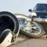 Pedagang Mie Ayam Ditabrak Mobil di Kelapa Gading, Gerobak Rusak dan Barang Dagangan Berserakan