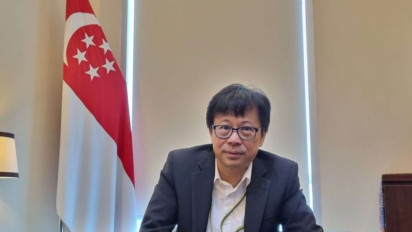 Konsul Jenderal Singapura Beri Ucapan ke Pasangan Cawalkot Jambi Maulana-Diza