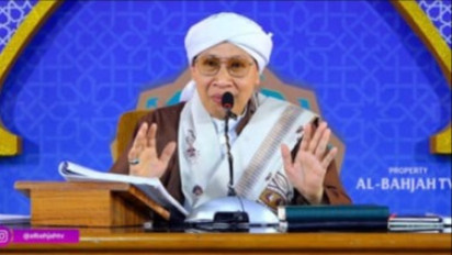 Memangnya Boleh Doa Qunut Diganti Rabbana Atina Fiddunya Waktu Shalat Subuh? Kata  Buya Yahya Hukumnya dalam Islam ...