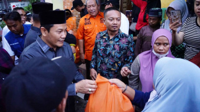 Puluhan Korban Puting Beliung di Sidoarjo Terima Bantuan Sembako dan Perbaikan Rumah