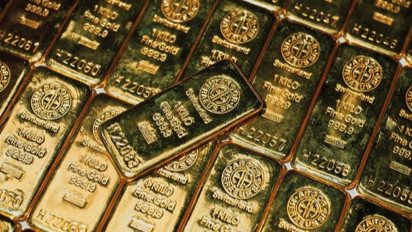 Harga Emas Dunia Turun Tajam, Warga Singapura Justru Antre Panjang Beli Emas