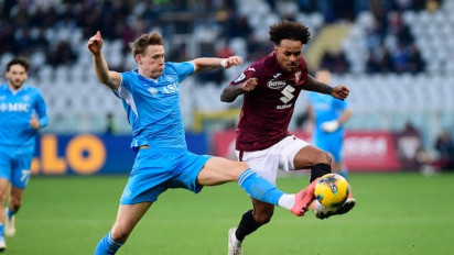 Hasil Liga Italia 2024-2025: Scott Mc Tominay Bawa Napoli Curi Poin Penuh di Markas Torino, Partenopei Kian Kukuh di Puncak Klasemen