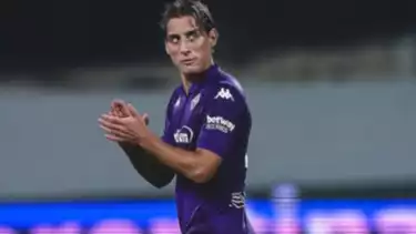 Pertandingan Fiorentina vs Inter Milan dihentikan karena ada pemain kolaps di lapangan