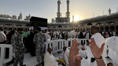 Ustaz Adi Hidayat Beri Kabar Baik! Bagi yang Belum Haji dan Umrah Bisa Dapat Pahalanya Jika Shalat Dhuha di Jam…