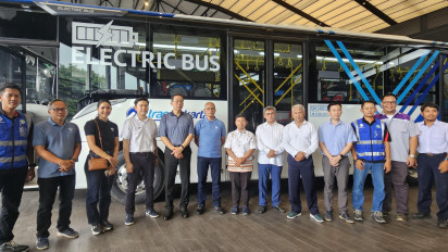 VKTR Kolaborasi Bersama Laksana dan Sinar Jaya, Bus Listrik Pertama Berhasil Dikirimkan Untuk Transjakarta