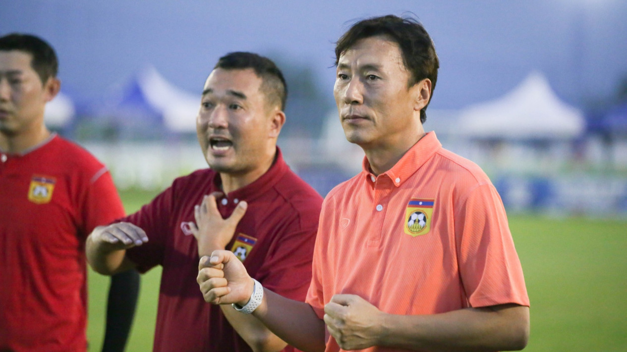 Pelatih Laos Sesumbar Tahu Cara Redam Lemparan Arhan, Menurutnya Senjata Andalan Timnas Indonesia Itu Bisa Dihalau dengan…
            - galeri foto