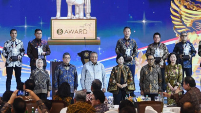 BSI Raih Dua BI Award 2024 sebagai Bank Syariah Pendukung Pengendalian Moneter Terbaik dan Peserta Sistem RTGS & SSSS Terbaik