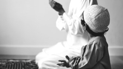 Cara Didik Anak di Zaman Now, Ustaz Adi Hidayat: Hati-hati Jika Gagal di Bagian Ini Bisa Tidak Respek dengan Orang Tua