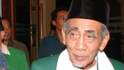 Jangan Banyak-banyak, Mbah Moen Bilang Cuma Minta 4 Hajat ini Seketika Doa Diterima oleh Allah SWT