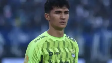 Kiper Persib Bandung, Kevin Ray Mendoza