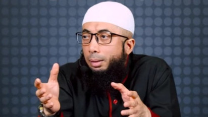 Dosa Sebanyak Buih di Lautan Akan Diampuni, Ustaz Khalid Basalamah Sarankan Baca Ini Tiga Kali Sebelum Tidur