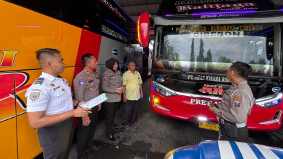 Jelang Nataru 2025, Satlantas Polres Probolinggo Kota Lakukan Sidak Armada Bus