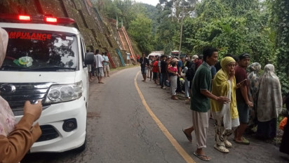 Bus Penumpang Jatuh ke Jurang, Tiga Orang Meninggal Dunia