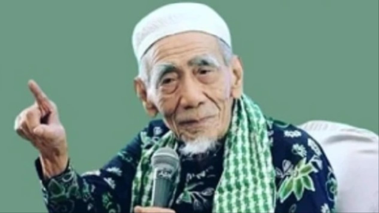 Mbah Moen ungkap Hebatnya Shalat Sunnah Ini, Bantu Hidup Jadi Mujur kalau Baca 2 Surat Anjuran Rasulullah SAW
            - galeri foto