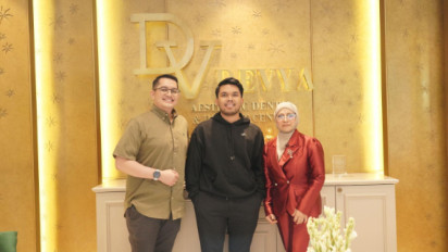 Gingivitis Tuntas, Thariq Halilintar Temukan Solusi Masalah Radang Gusi di Devya Dental Clinic