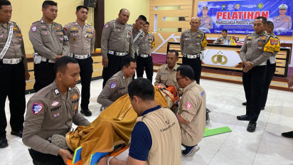 Satlantas Polres Lamongan Gelar Pelatihan Penanggulangan Penderita Gawat Darurat