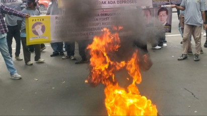 Kejagung RI dan Menko Polkam Digeruduk, Massa Pendemo Tuntut Penuntasan Laporan Ini