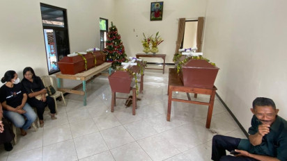 Setelah Diautopsi, Tiga Jenazah Korban Pembunuhan di Kediri Disemayamkan di Gereja