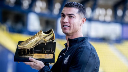 Cristiano Ronaldo Sangat Ingin Masuk Islam, Eks Rekan di Al Nassr: Dia Sujud dan Selalu Minta Latihan Berhenti Saat Azan