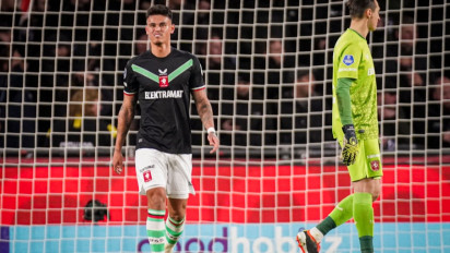 Reaksi Media Belanda usai Mees Hilgers Bikin Gol Bunuh Diri untuk FC Twente hingga Tersingkir dari Liga Europa, Tak Disangka Beri Rating Segini