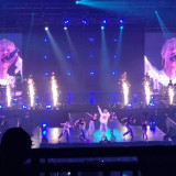 Obati Kangen EXO-L! Chanyeol Bawakan Lagu-lagu EXO, Ada Lotto hingga Growl