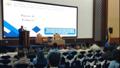 Anggota BPK Fathan Subchi Mendorong UNS Menerapkan Good University Governance