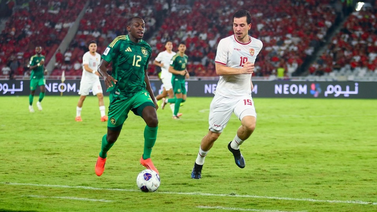 Thom Haye Jengkel Setengah Mati karena Sudah Tahu Bakal Dicadangkan Almere City di Laga Penting Kontra FC Utrecht
            - galeri foto