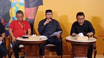 Kelakar Cak Lontong Soal Aksi Walk Out Saksi Paslon RIDO: Mungkin Takut Keluarnya Berdesakan 