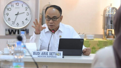 Menkop Budi Arie Paparkan 7 Tantangan Penguatan Produksi Susu Sapi Lokal Lewat Koperasi