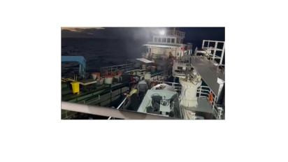 KN. Tanjung Datu-301 Selamatkan Kapal Mongolia Hanyut di Perairan Tanjung Berakit