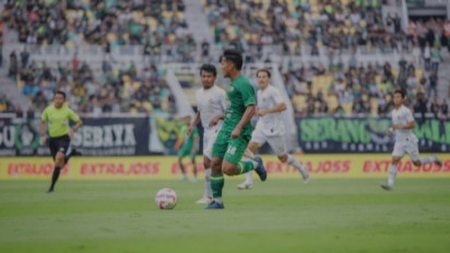 Catatan Khusus Pelatih Persebaya Paul Munster kepada Toni Firmansyah untuk Tingkatkan Kualitas: Ini Momennya!