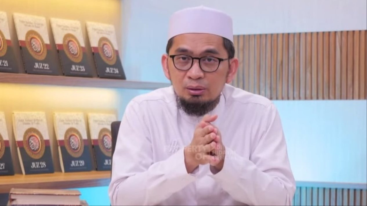 Punya Utang Walaupun Banyak Amalkan Doa Singkat Ini Setiap Hari, Kata Ustaz Adi Hidayat Insyaallah Lunas
            - galeri foto