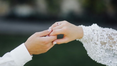 Rujuk Setelah Cerai Talak Satu Harus Nikah Ulang atau Tidak? Ustaz Firanda Andirja Jelaskan Bahwa Itu...