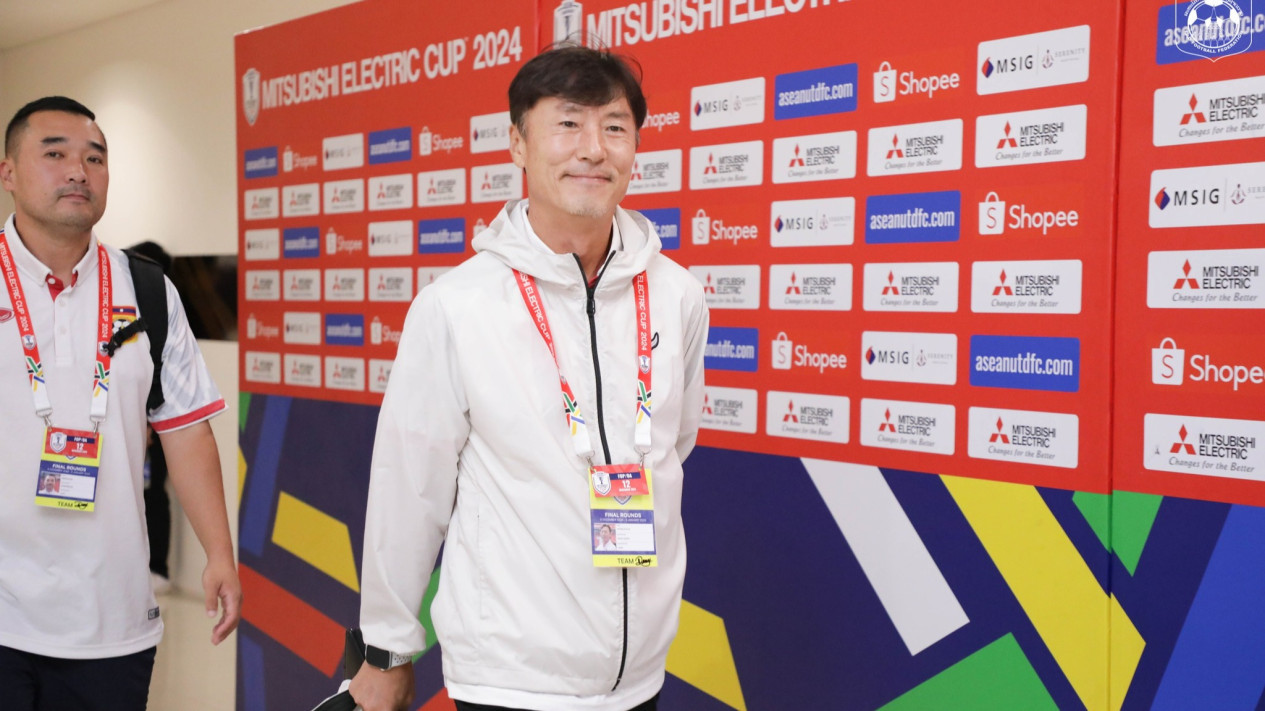 Kim Sang-sik Wajib Catat, Ha Hyeok-jun Ungkap Tips Keberhasilan Tahan Imbang Shin Tae-yong di Laga Timnas Indonesia Vs Laos
            - galeri foto