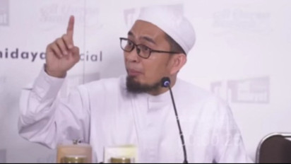Mantap Putuskan Hijrah dari Maksiat tapi Godaan Datang, Kata Ustaz Adi Hidayat Lakukan Amalan Ini Insyaallah Mencegah Diri