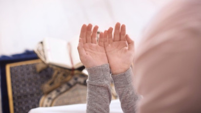 Nabi Muhammad SAW Anjurkan Habis Shalat Dhuha Baca Doa Ini 100 Kali, Insyaallah Doa Cepat Dikabulkan Kata Ustaz Syafiq