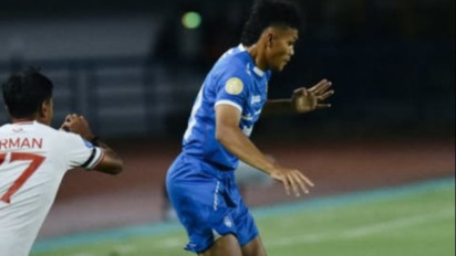 Hasil Liga 1 2024-2024: Persib Bandung Menang Meyakinkan 2-0 atas Malut United