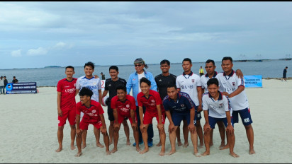 Resmikan Piala Presiden IBSC 2024, Hinca Pandjaitan Dorong PSSI Dukung dan Kembangkan Komunitas Sepak Bola Pantai di Indonesia