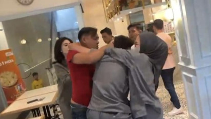 Bukan Ibu Lady, Pria Kaus Merah Pemukul Mahasiswa Koas Palembang Jadi Tersangka