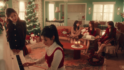 Lirik Lagu When You Say My Name - FIFTY FIFTY, Digital Single yang Angkat Tema Natal dan Musim Dingin yang Mengekspresikan...