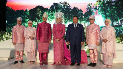 Presiden Prabowo dan Jokowi Hadiri Acara Pernikahan Putri Zulkifli Hasan dengan Zumi Zola, Zulhas Akui Bersyukur