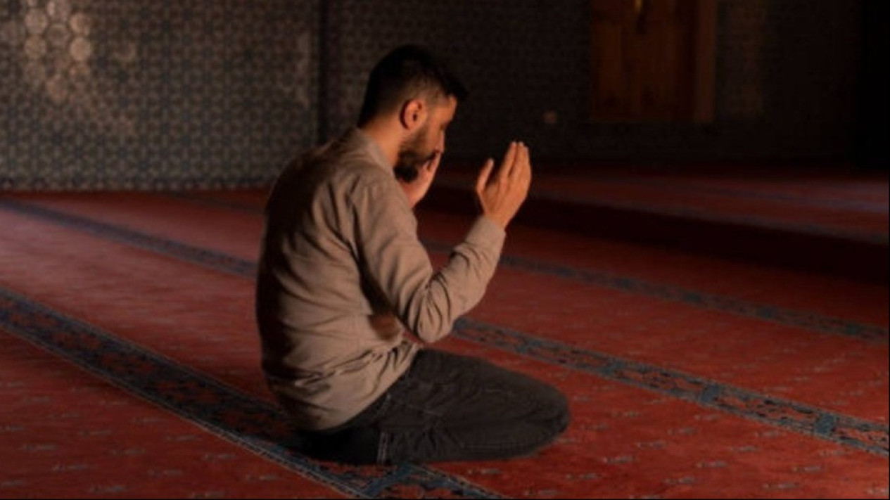 Hapus Dosa dan Tenangkan Hati, Amalkan Doa Taubat dari Nabi Adam as yang Tercantum dalam Al Quran
            - galeri foto