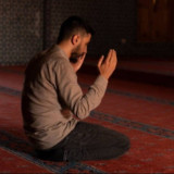 Hapus Dosa dan Tenangkan Hati, Amalkan Doa Taubat dari Nabi Adam as yang Tercantum dalam Al Quran