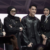 Paula Verhoeven, Olla Ramlan Hingga Afgan Meriahkan Acara Fashion Show dan Anniversary, Desainer Vivi Zubedi: Saya Persembahkan Mesmerical