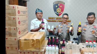 Polsek Pasirian Amankan Ratusan Botol Miras, Kapolsek: Antisipasi Jelang Nataru
