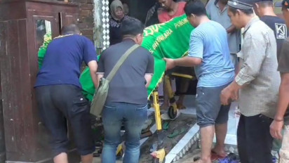 Bikin Merinding, Anak Bunuh Ayah di Sidoarjo, Tetangga Sempat dengar Suara Benturan Berkali-kali Sebelum Temukan Korban Tak Bernyawa